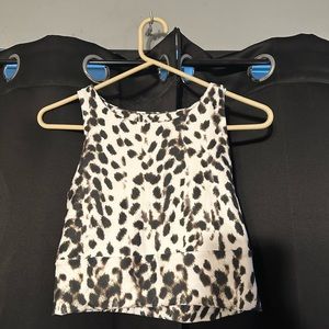Patterned sports bra/crop top